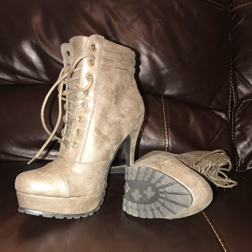 Charlotte Russe Ashanti heeled booties